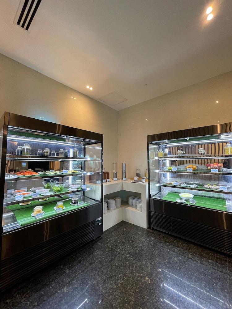 Hilton Garden Inn פוצ'ונג מראה חיצוני תמונה